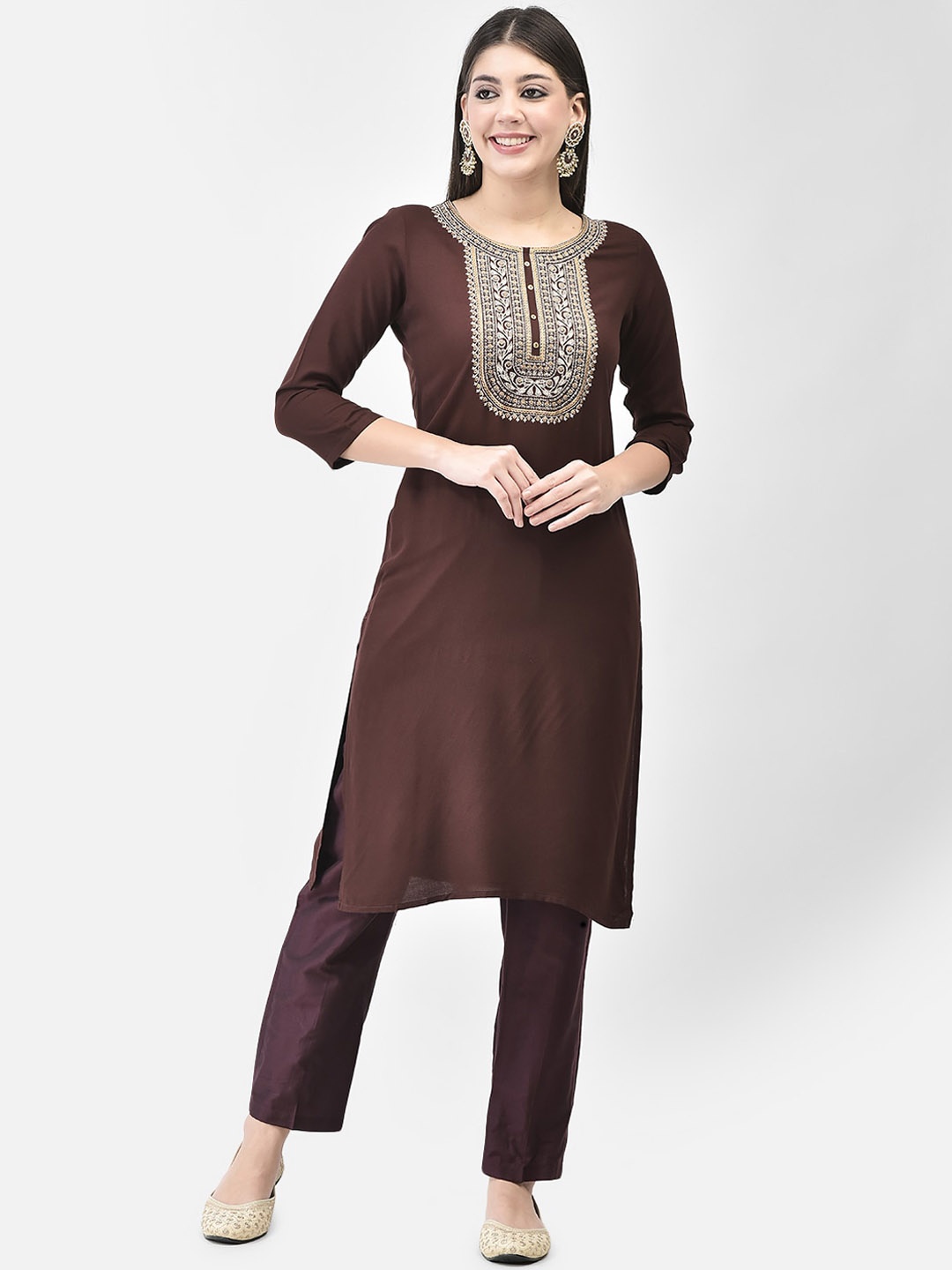 

Span Ethnic Motifs Yoke design Straight Kurta With Trouser, Brown