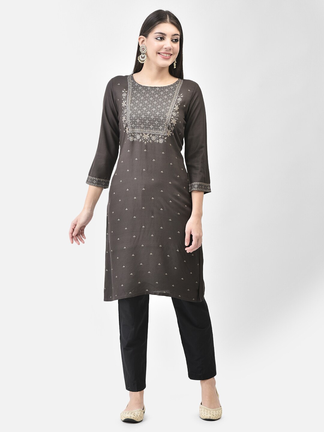 

Span Ethnic Motifs Printed Straight Kurta With Trouser, Grey