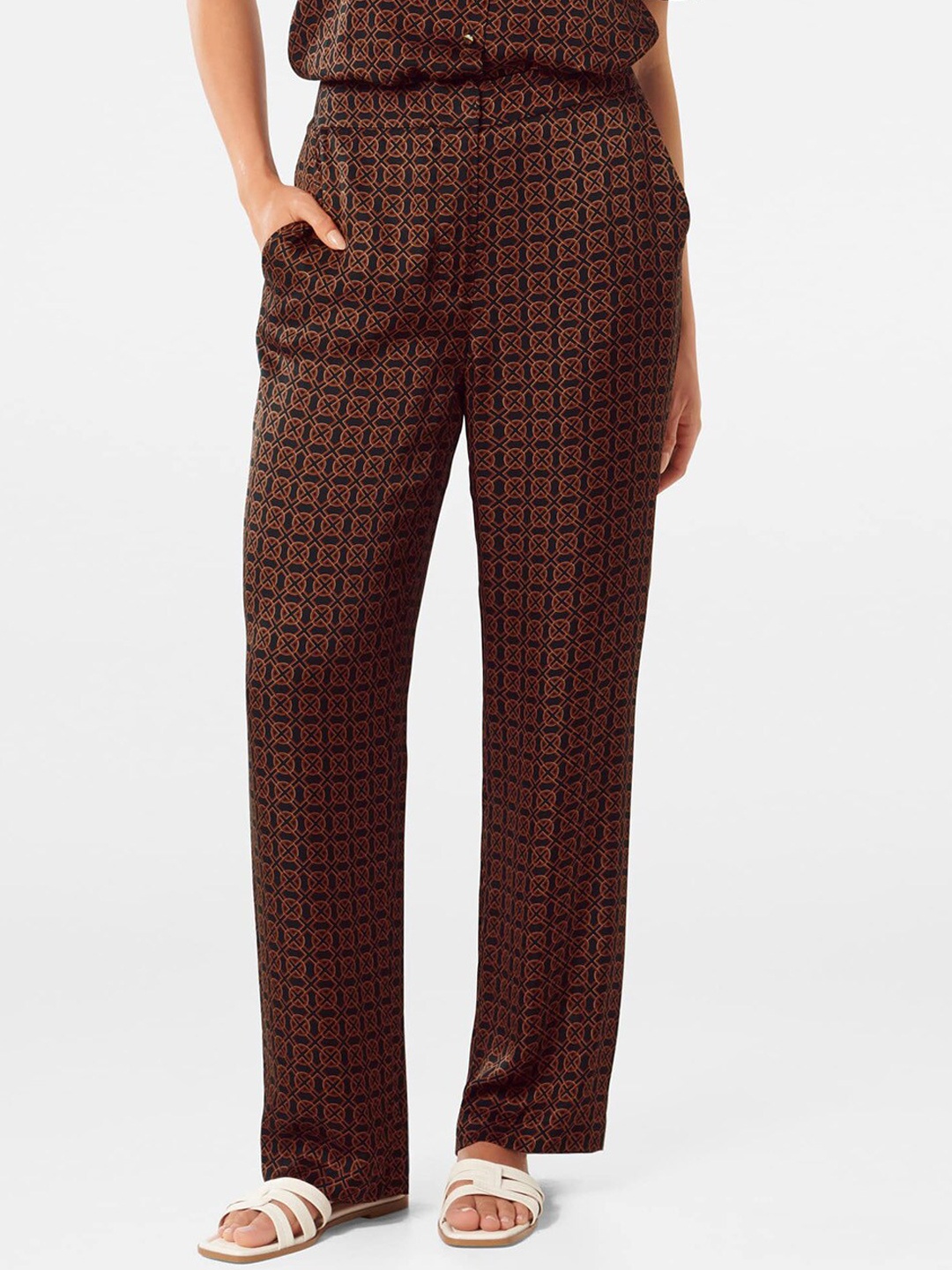 

Forever New Women Printed High-Rise Parallel Trousers, Brown