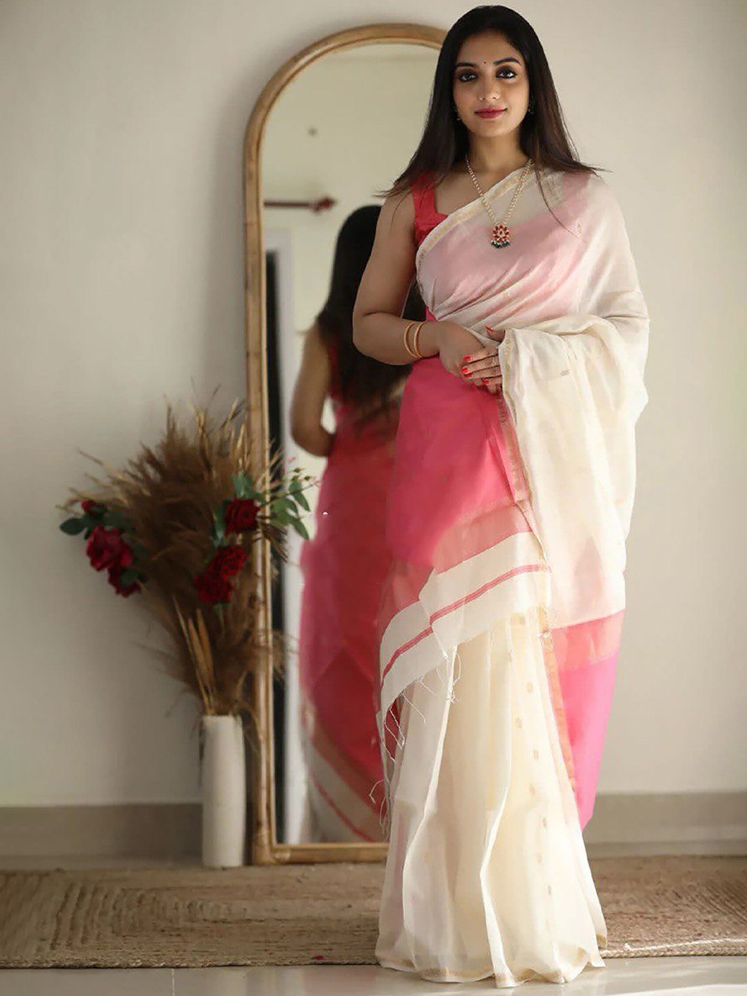 

KALINI Silk Blend Kanjeevaram Saree, White