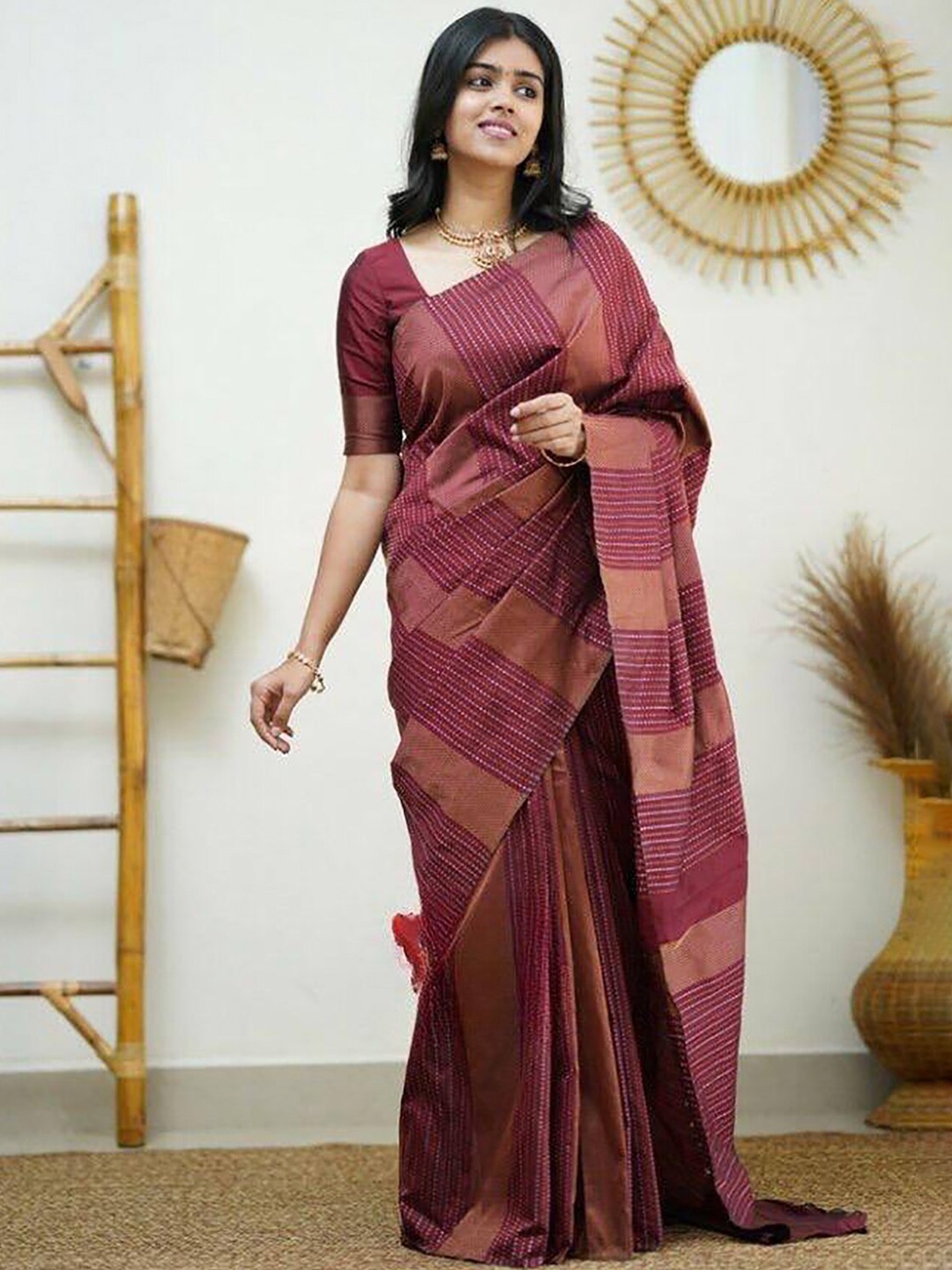 

KALINI Silk Blend Kanjeevaram Saree, Maroon