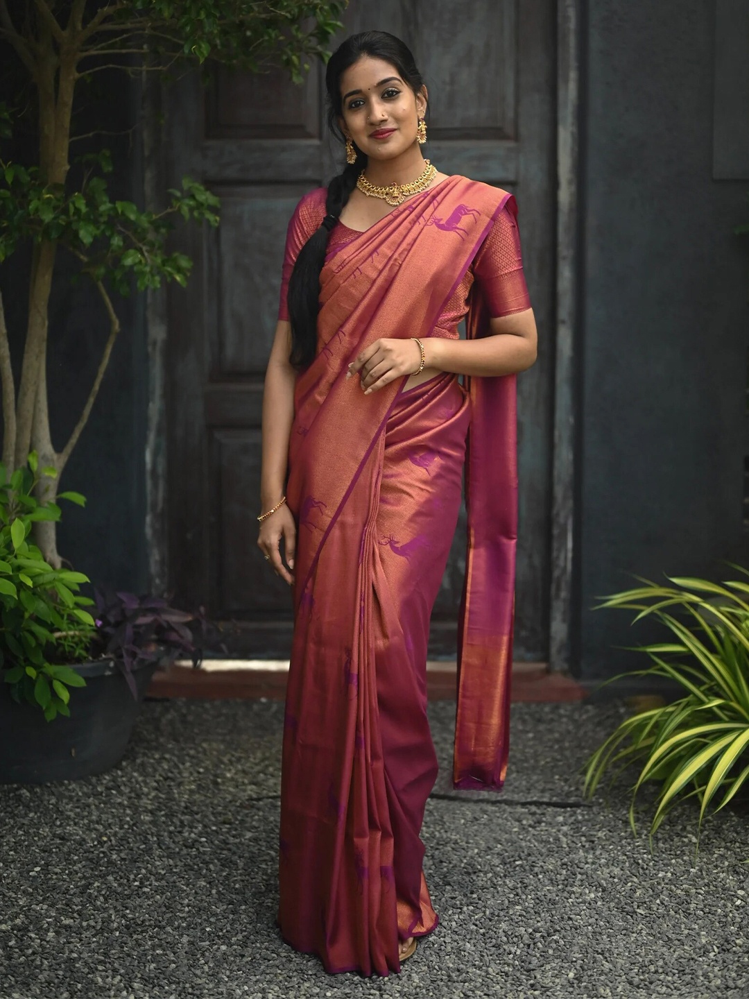 

KALINI Silk Blend Kanjeevaram Saree, Red