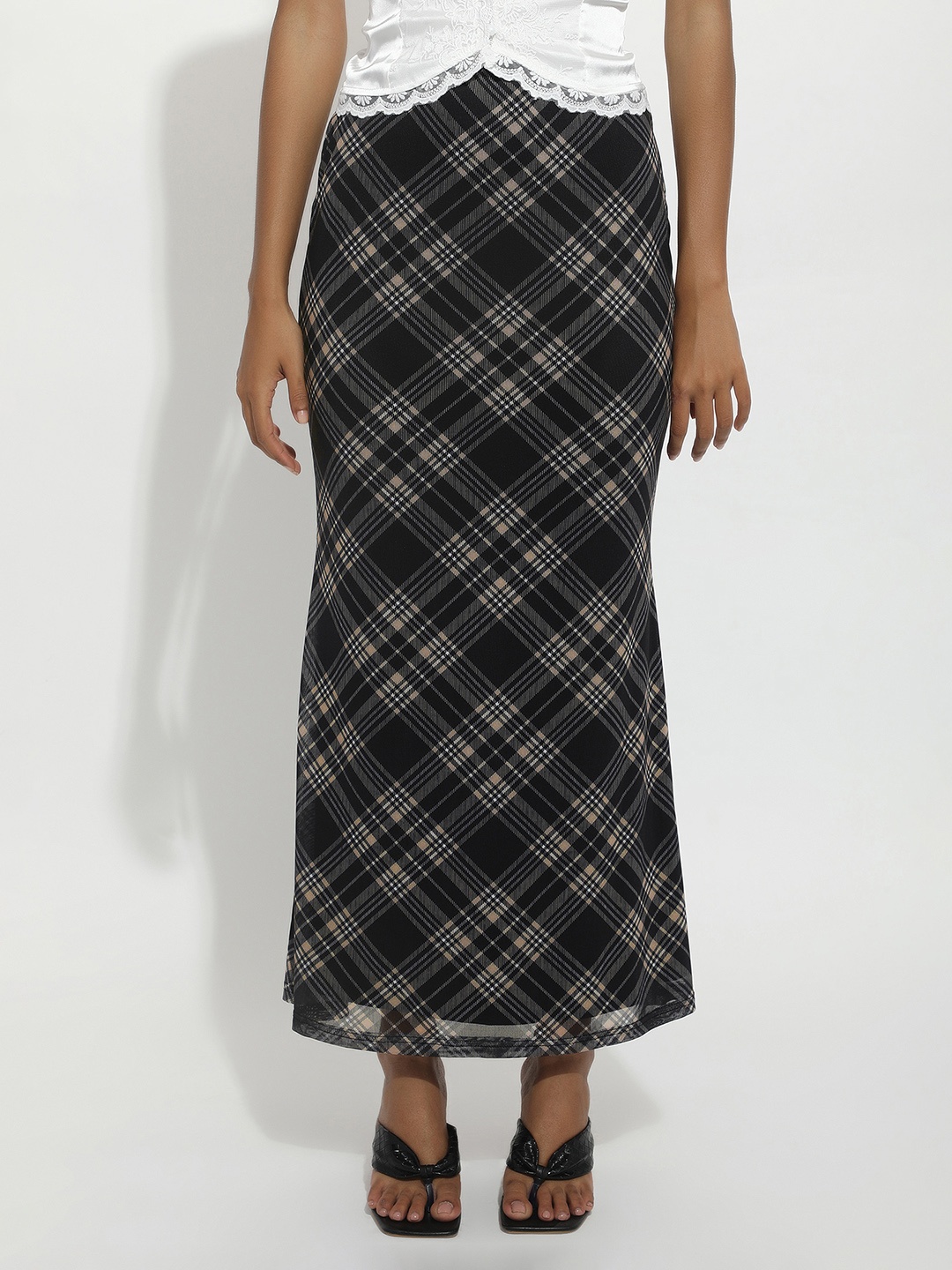 

LULU & SKY Checked Low-Waist Trumpet Maxi Skirt, Black