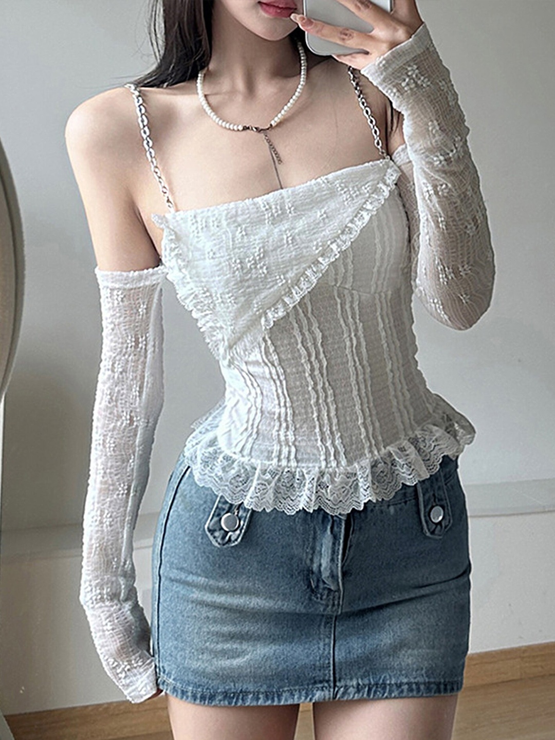 

LULU & SKY Self Design Cold-Shoulder Fitted Top, White