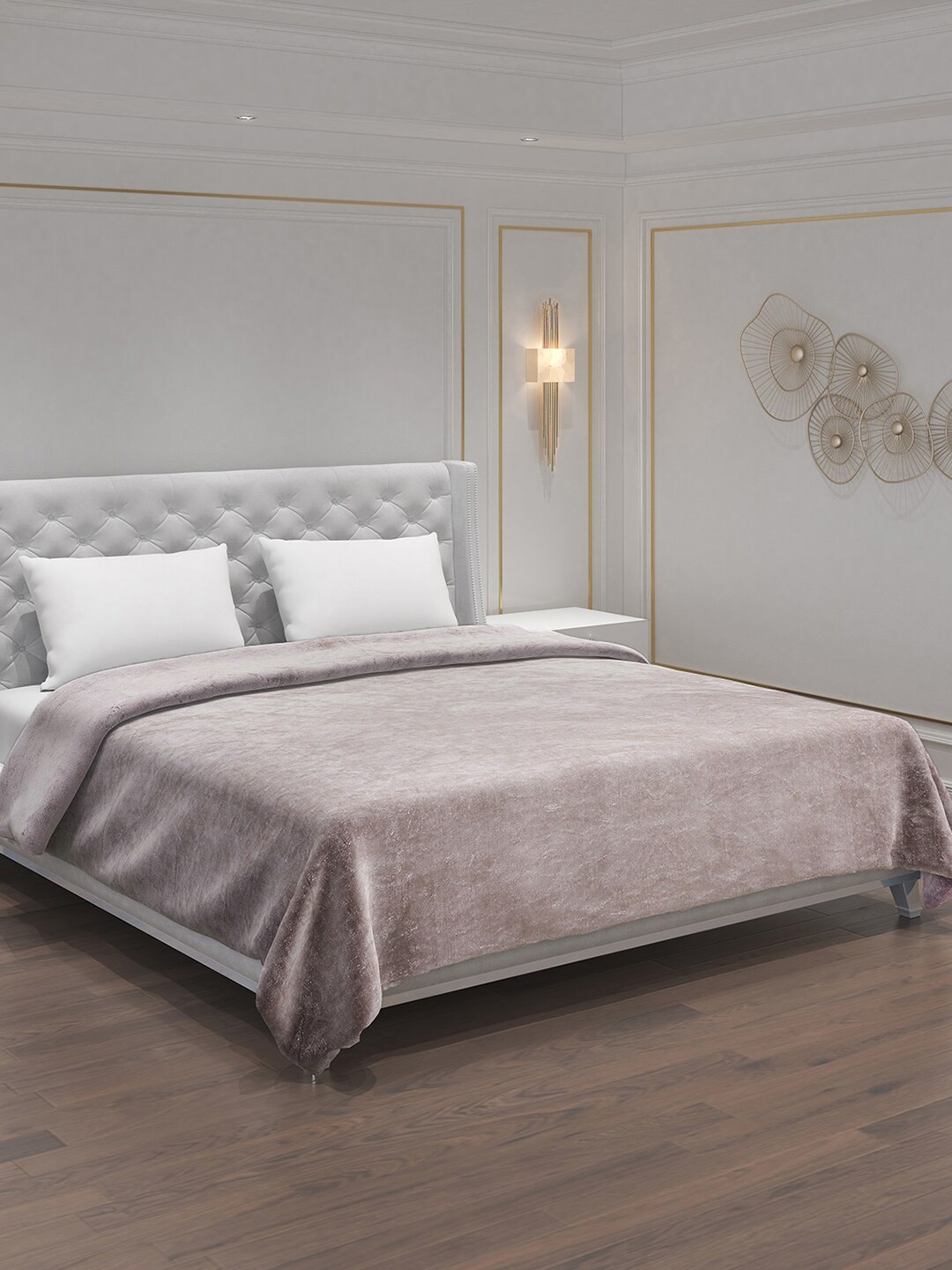 

Monte Carlo Beige AC Room 233 GSM Double Bed Blanket
