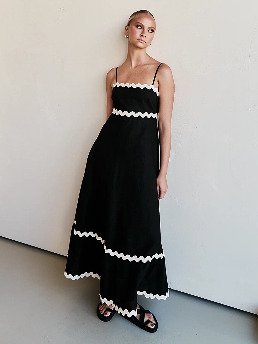 

LULU & SKY Shoulder Straps A-Line Maxi Dress, Black