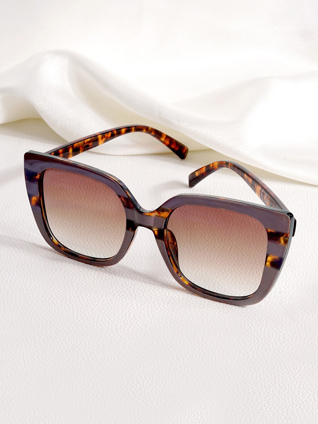 

JOKER & WITCH Women Printed Butterfly Sunglasses with UV Protected Lens, Brown