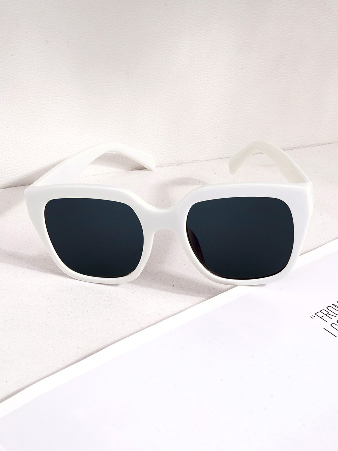 

JOKER & WITCH Women Wayfarer Sunglasses JWSG152, Black