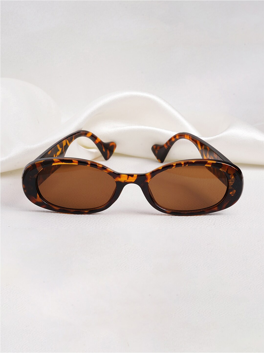 

JOKER & WITCH Women Oval Printed Rectangle Sunglasses with UV Protected Lens JWSG122, Brown