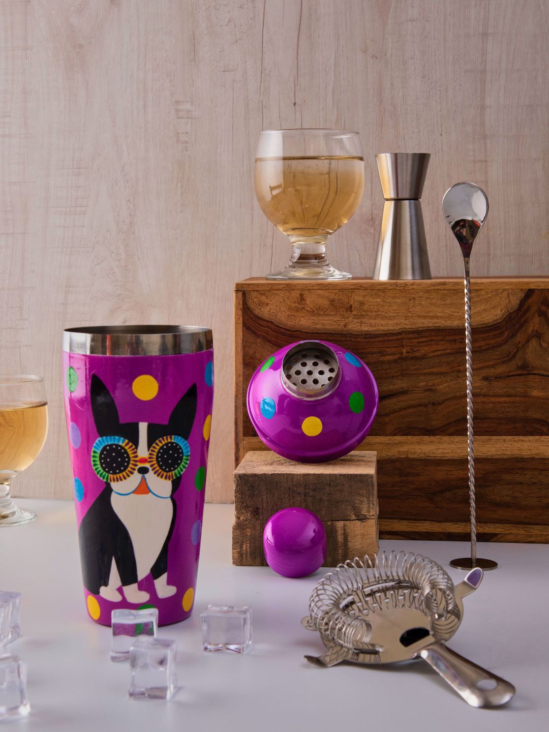 

Indikluster Purple & Black Painted Stainless Steel Cocktail Shaker 750 ml