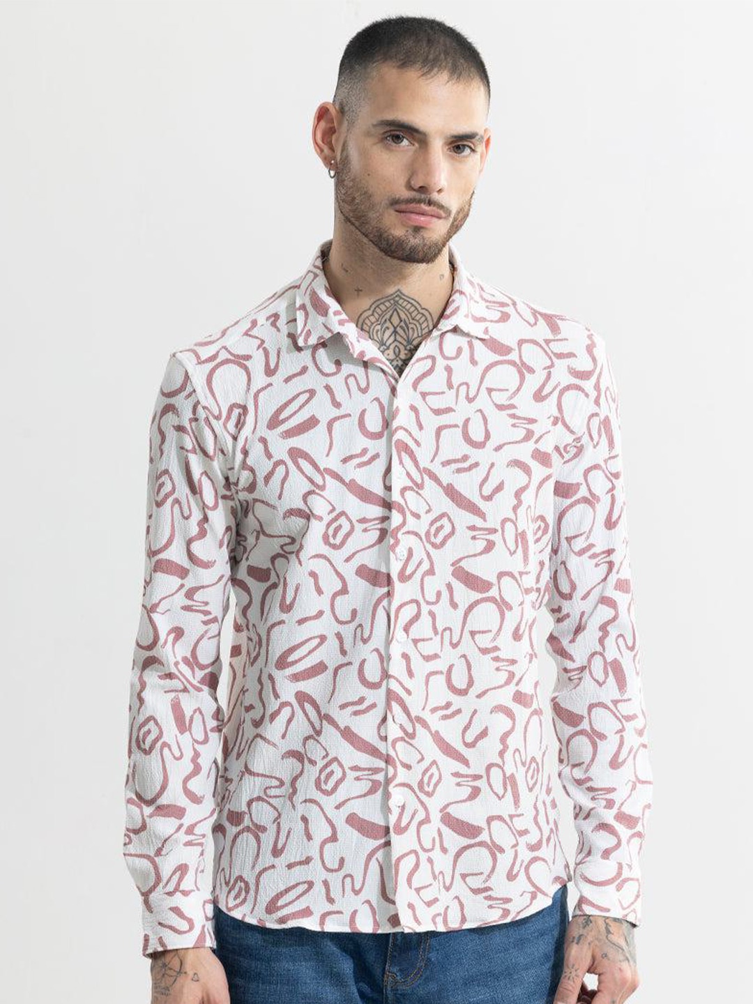 

Snitch Pink Classic Slim Fit Abstract Printed Casual Shirt