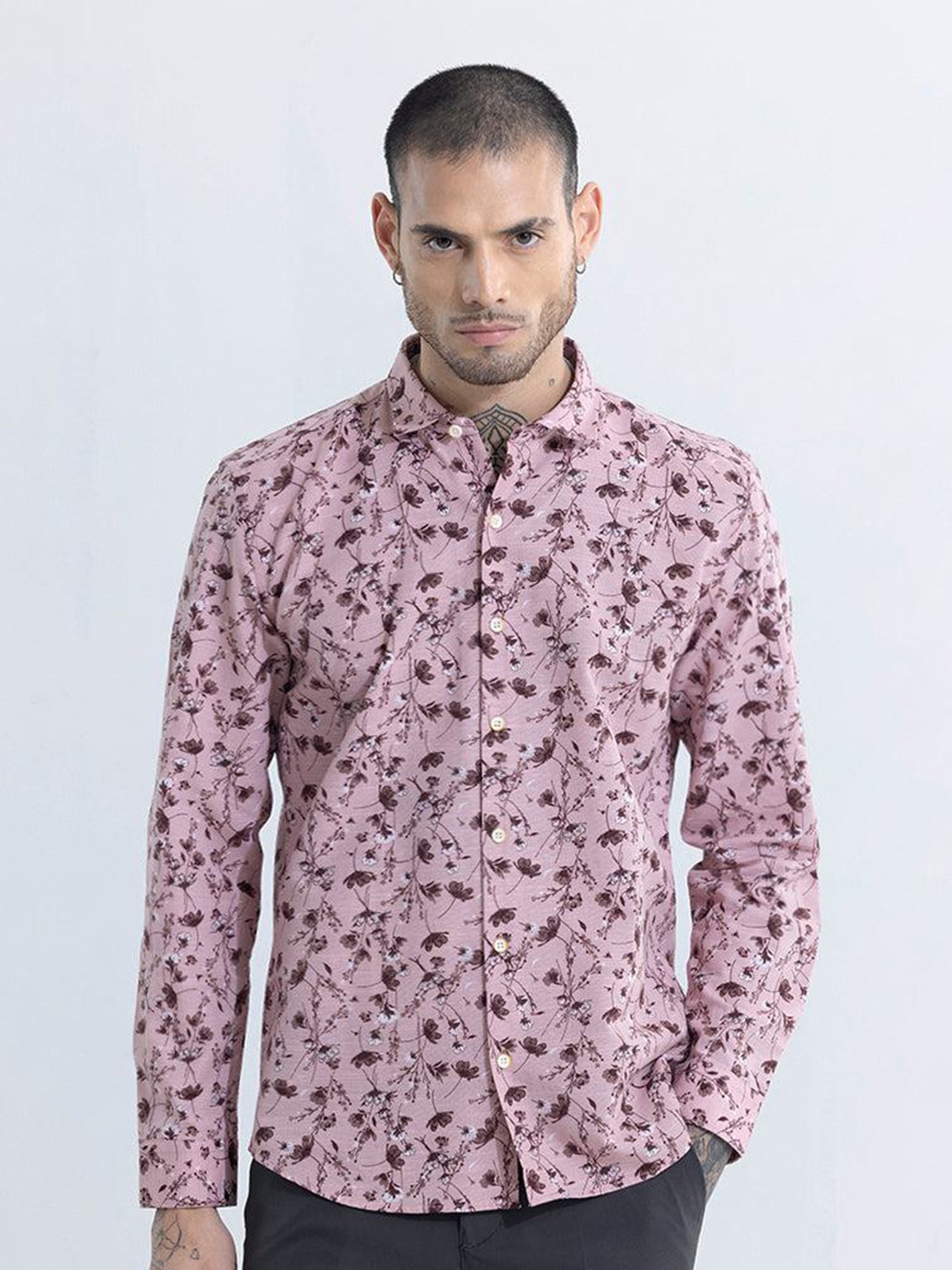 

Snitch Pink Classic Slim Fit Floral Printed Linen Casual Shirt
