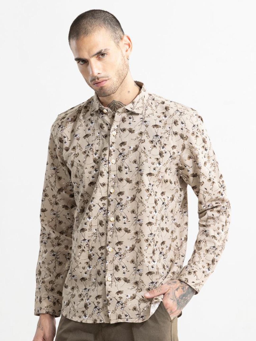 

Snitch Brown Classic Slim Fit Floral Printed Linen Casual Shirt
