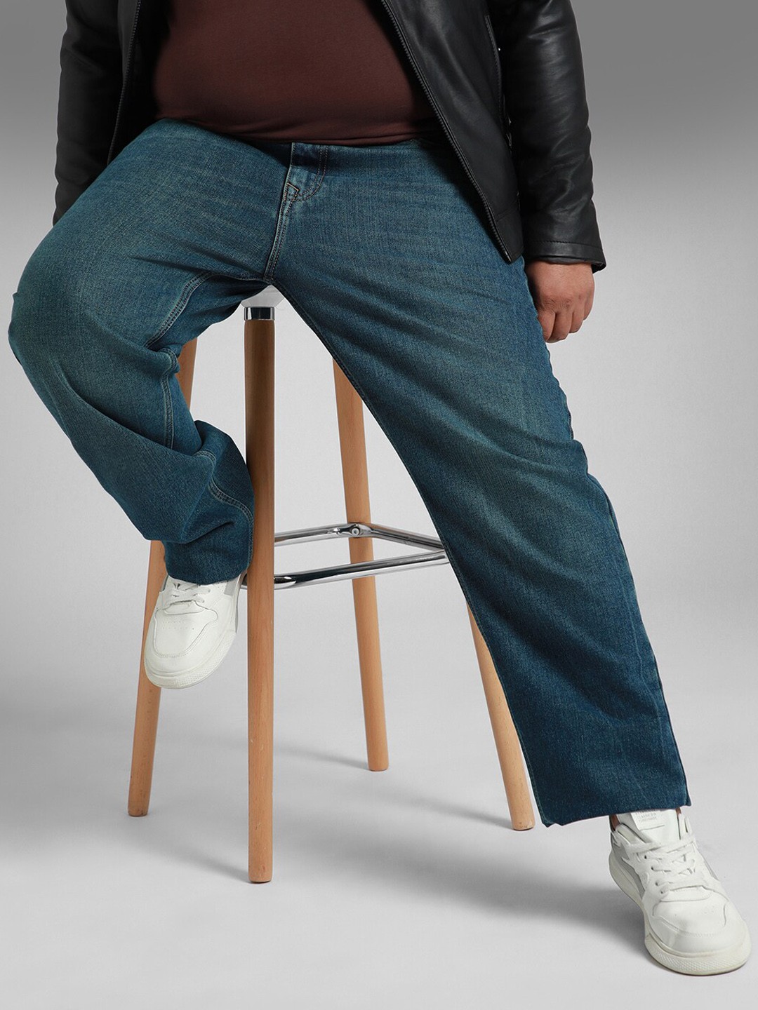 

Freeform by High Star Men Plus Size Straight Fit Light Fade Pure Cotton Jeans, Blue