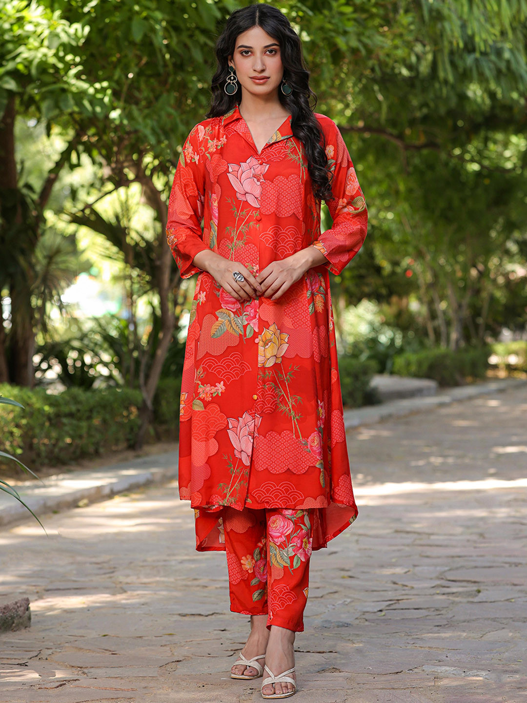

SCAKHI Floral Printed Shirt Collar Kurta With Trouser, Orange
