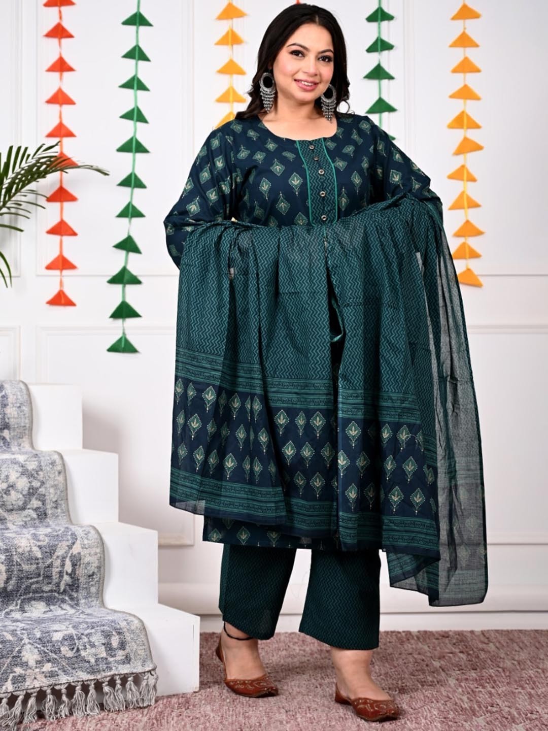 

Swasti Plus Size Ethnic Motifs Printed Regular Pure Cotton Kurta With Trousers & Dupatta, Green
