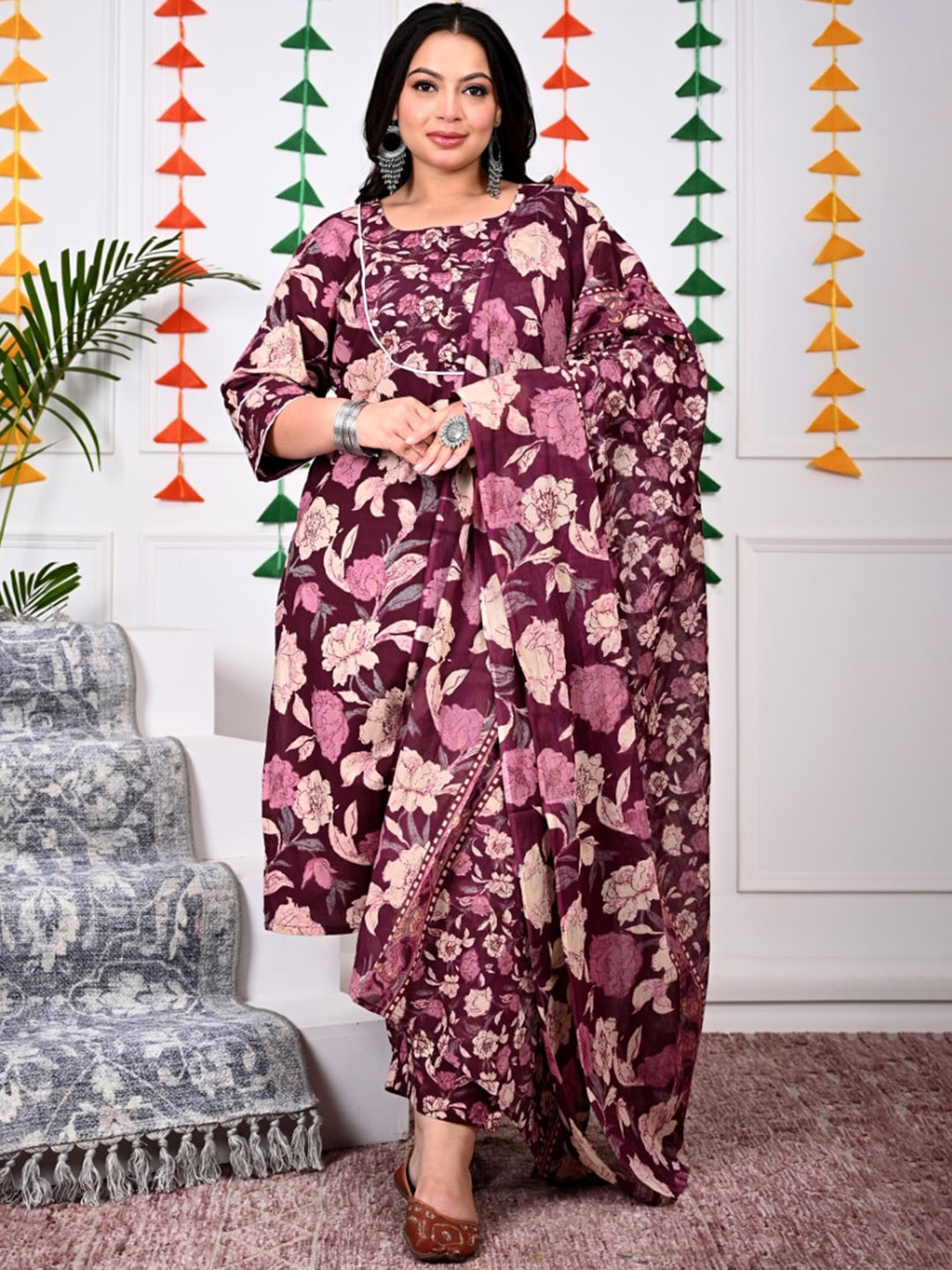

Swasti Plus Size Floral Printed Regular Pure Cotton Kurta With Trousers & Dupatta, Magenta