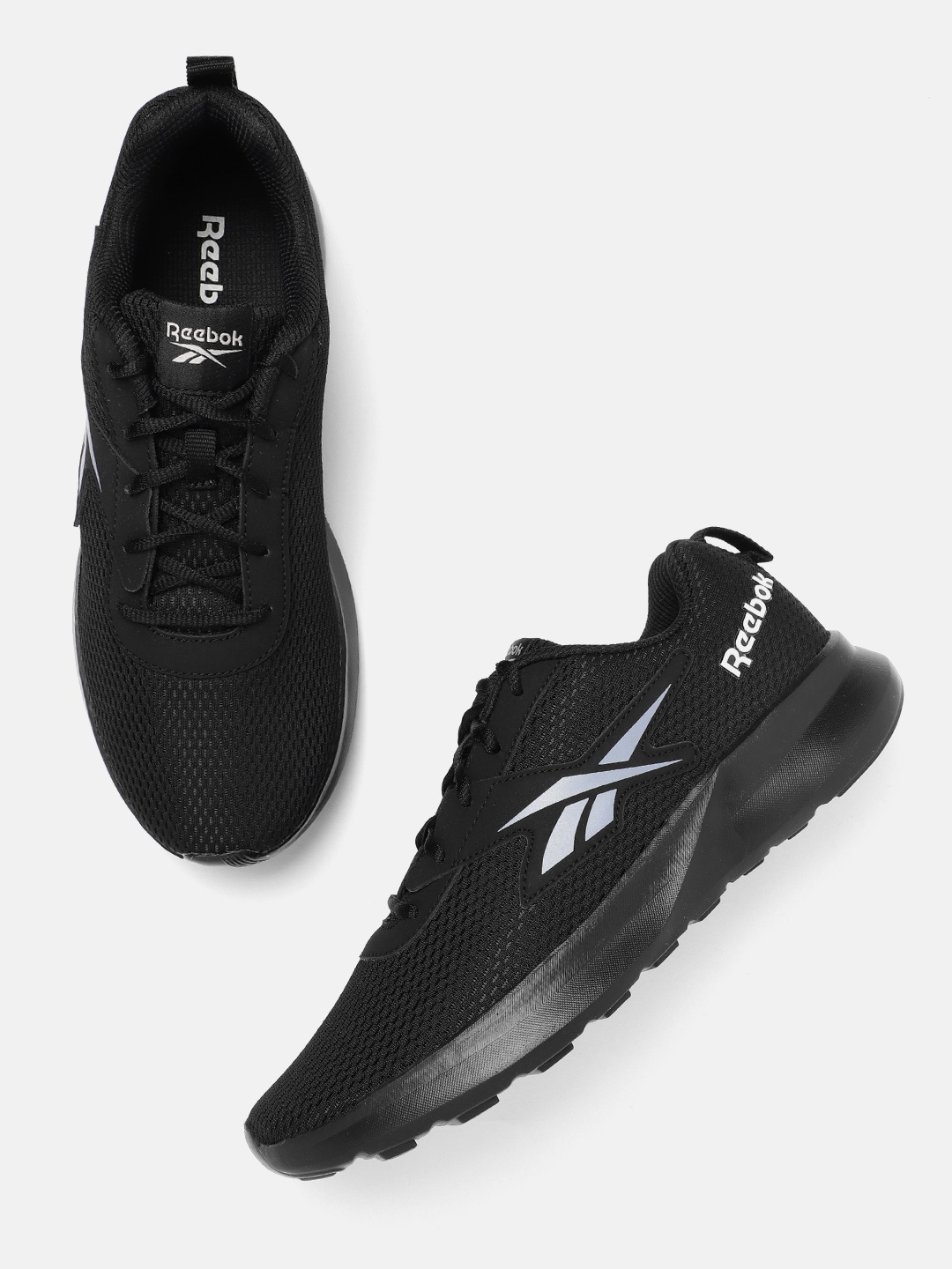 

Reebok Men Woven Design Voyager Running Shoes, Black