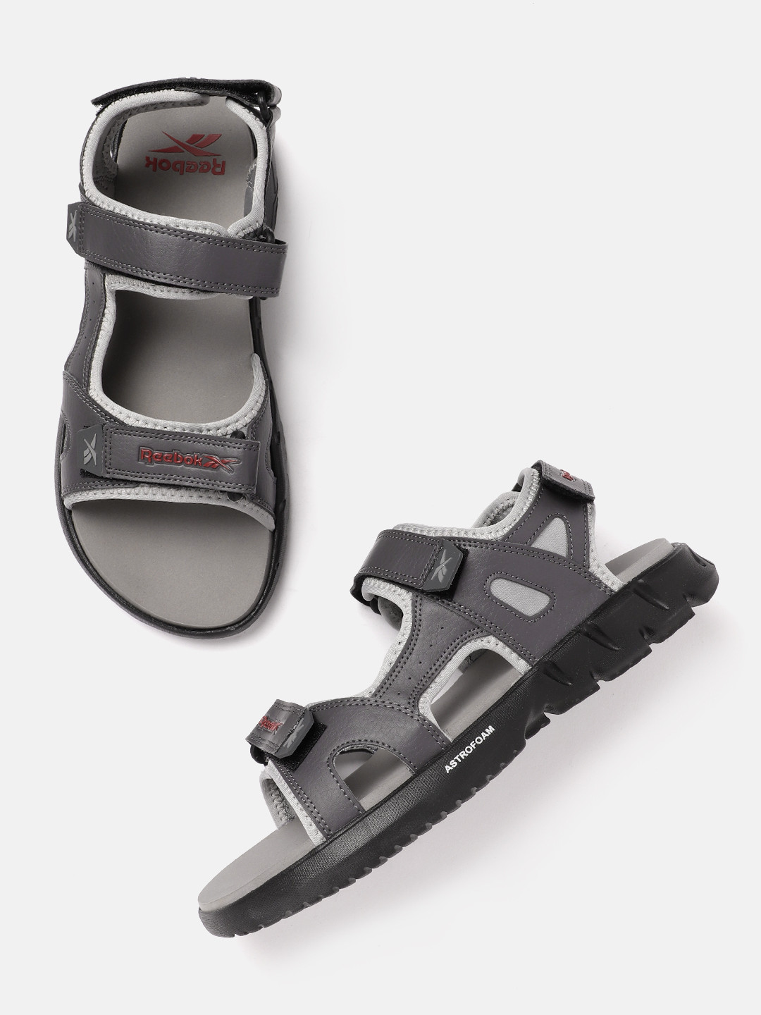 

Reebok Men Brand Logo Printed Detail Realm Sports Sandals, Grey