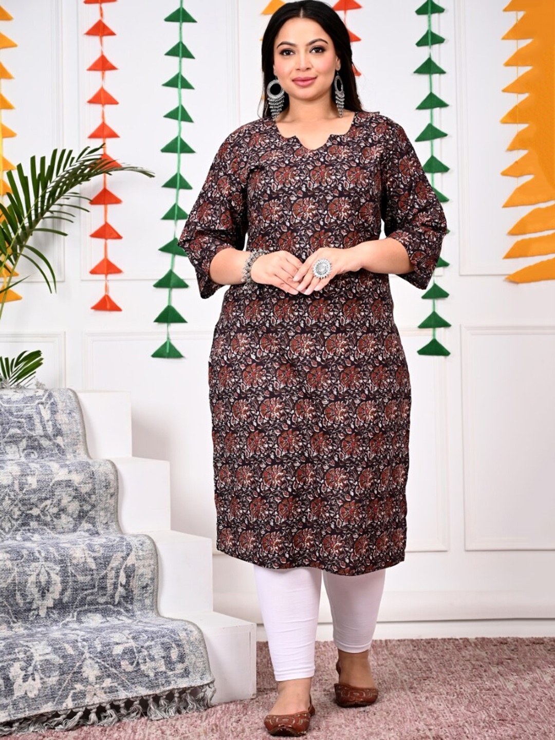 

Swasti Plus Size Floral Printed Round Neck Straight Kurta, Brown