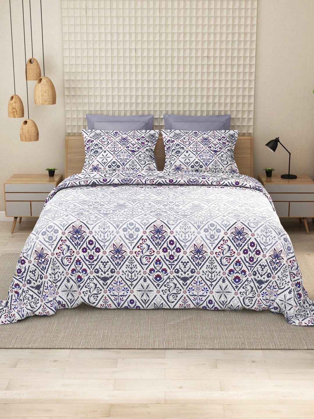 

LABHAM Everyday Navy Blue Geometric 144 TC King Bedsheet with 2 Pillow Covers