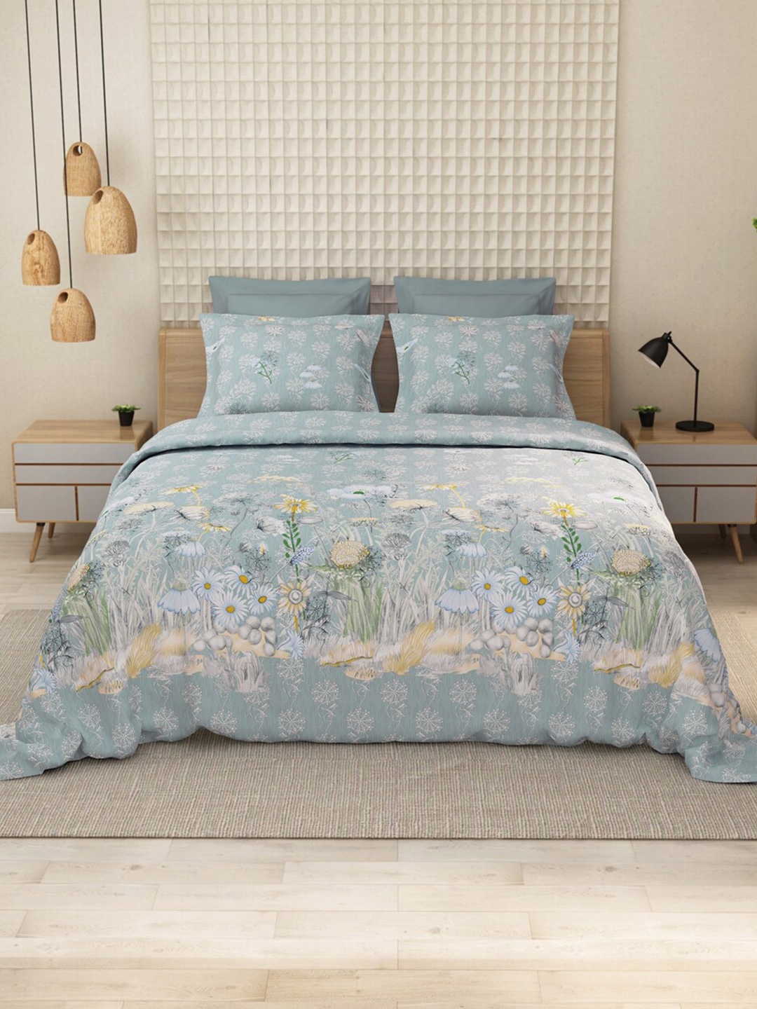 

LABHAM Blue & Green Floral Cotton 144 TC King Bedsheet With 2 Pillow Covers