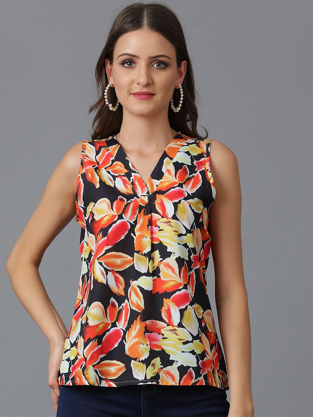 

Kotty Black Floral Printed Crepe Top