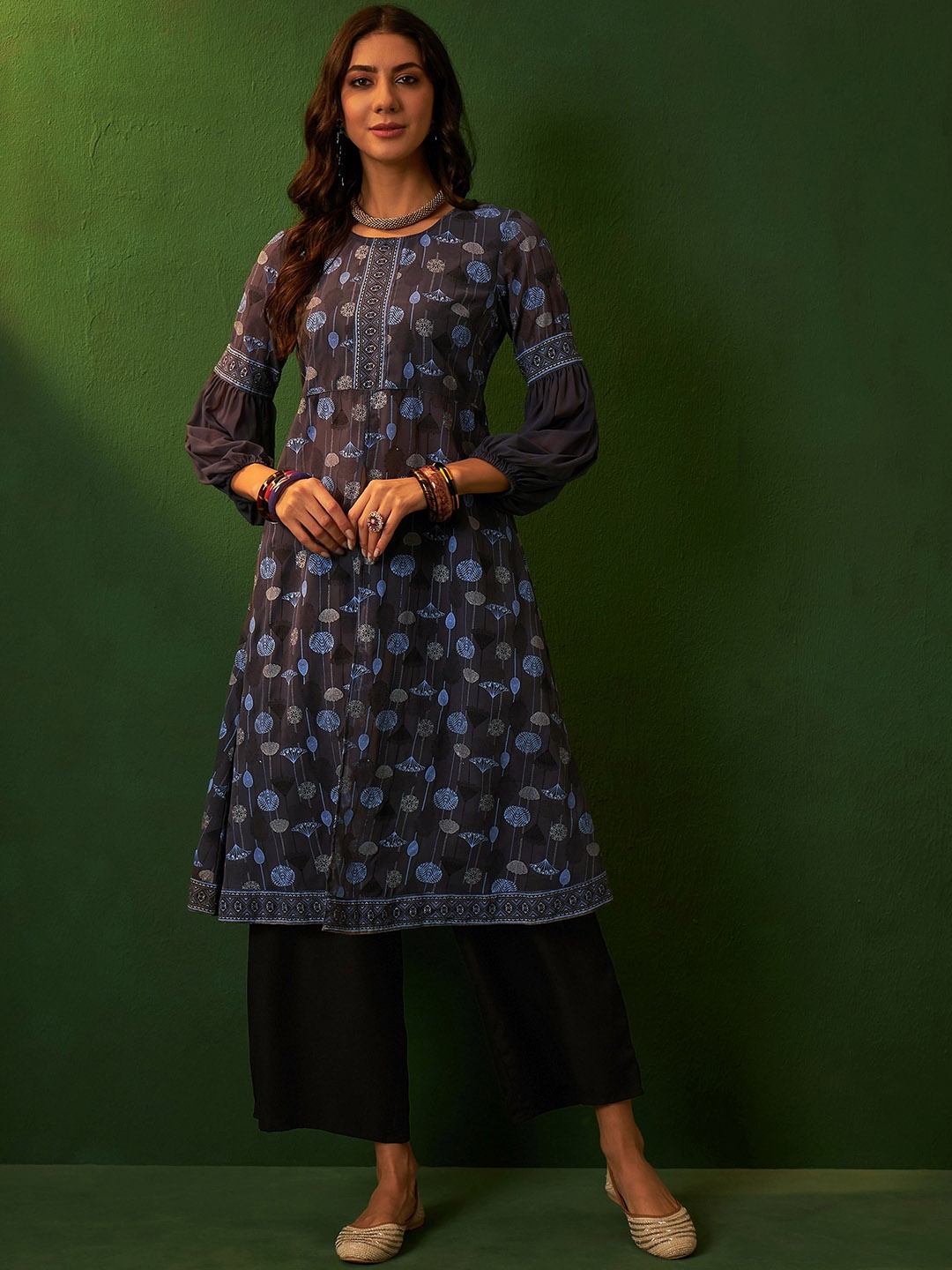 

Sangria Printed A-Line Kurta With Palazzo Set, Grey