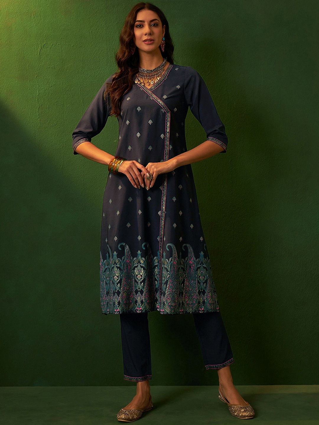 

Sangria Printed Flared Kurta Trouser Set, Navy blue