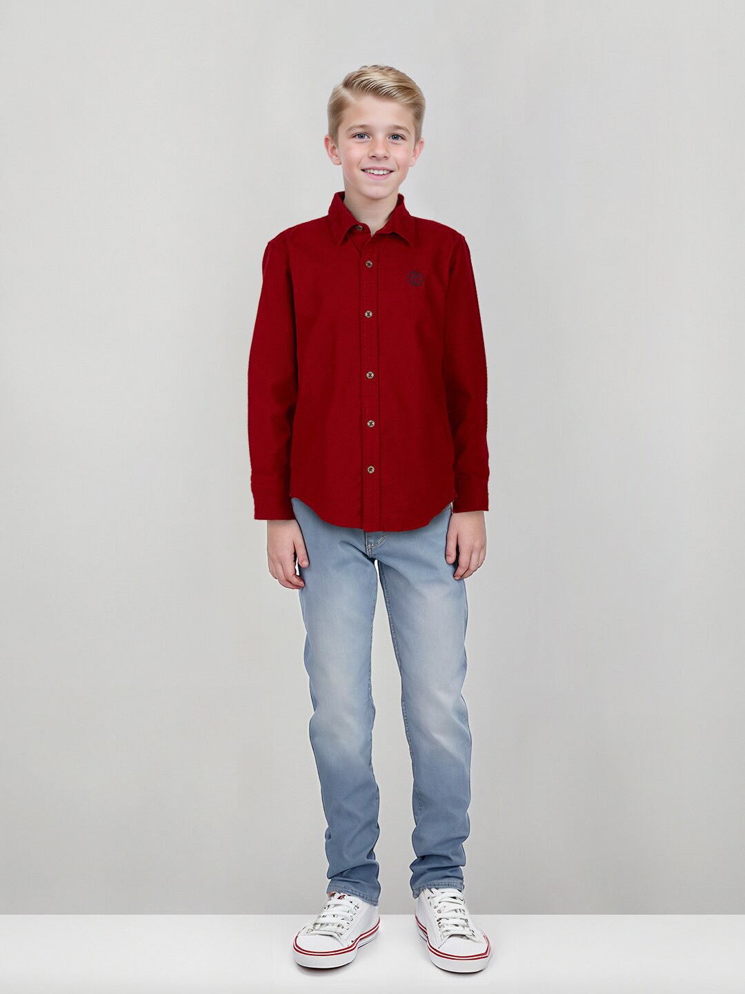 

Gini and Jony Boys Spread Collar Self Design Cotton Shirt, Red