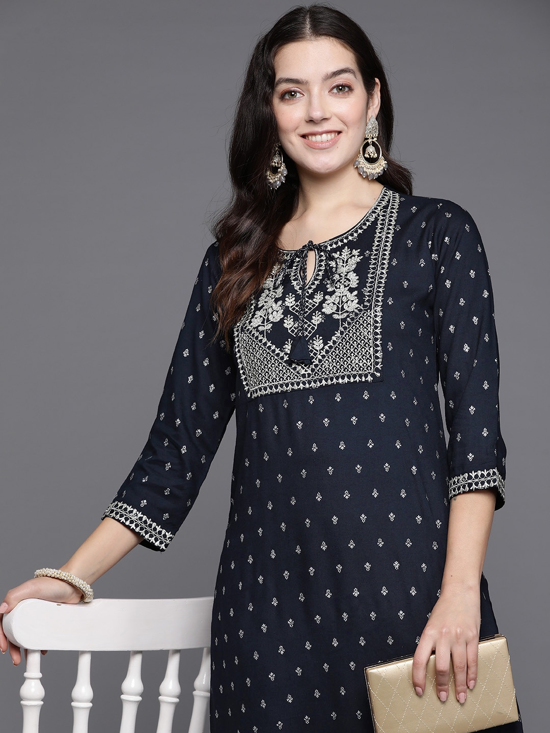 

Indo Era Ethnic Motifs Embroidered Tie-Up Neck Zari Kurta, Navy blue