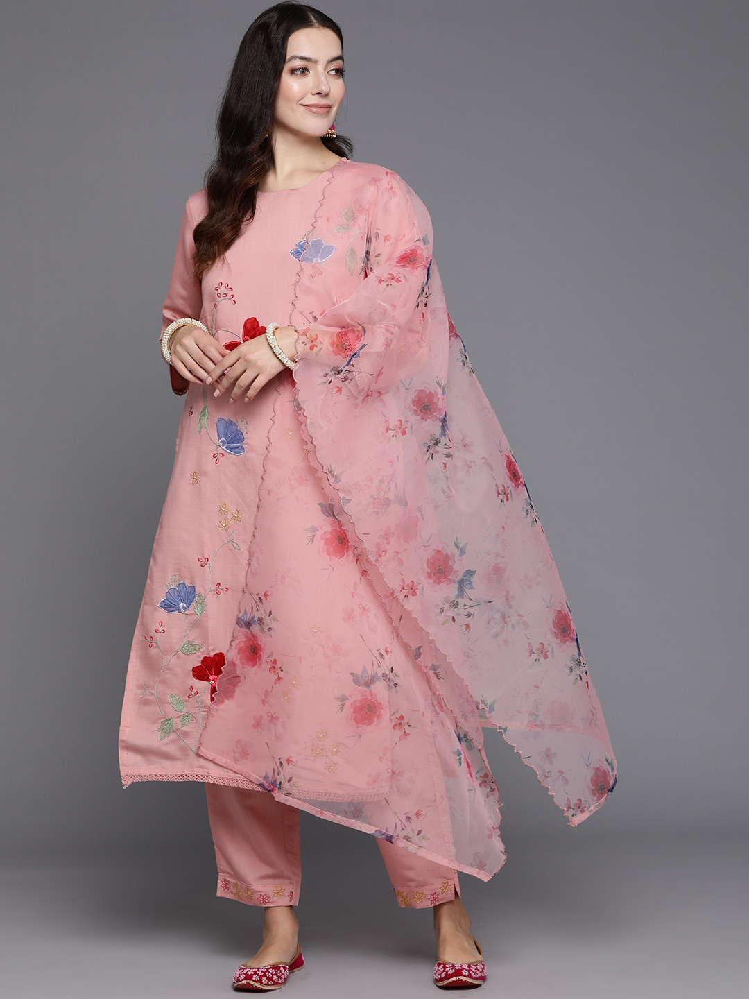 

Indo Era Women Floral Embroidered Regular Patchwork Kurta with Trousers & With Dupatta, Pink
