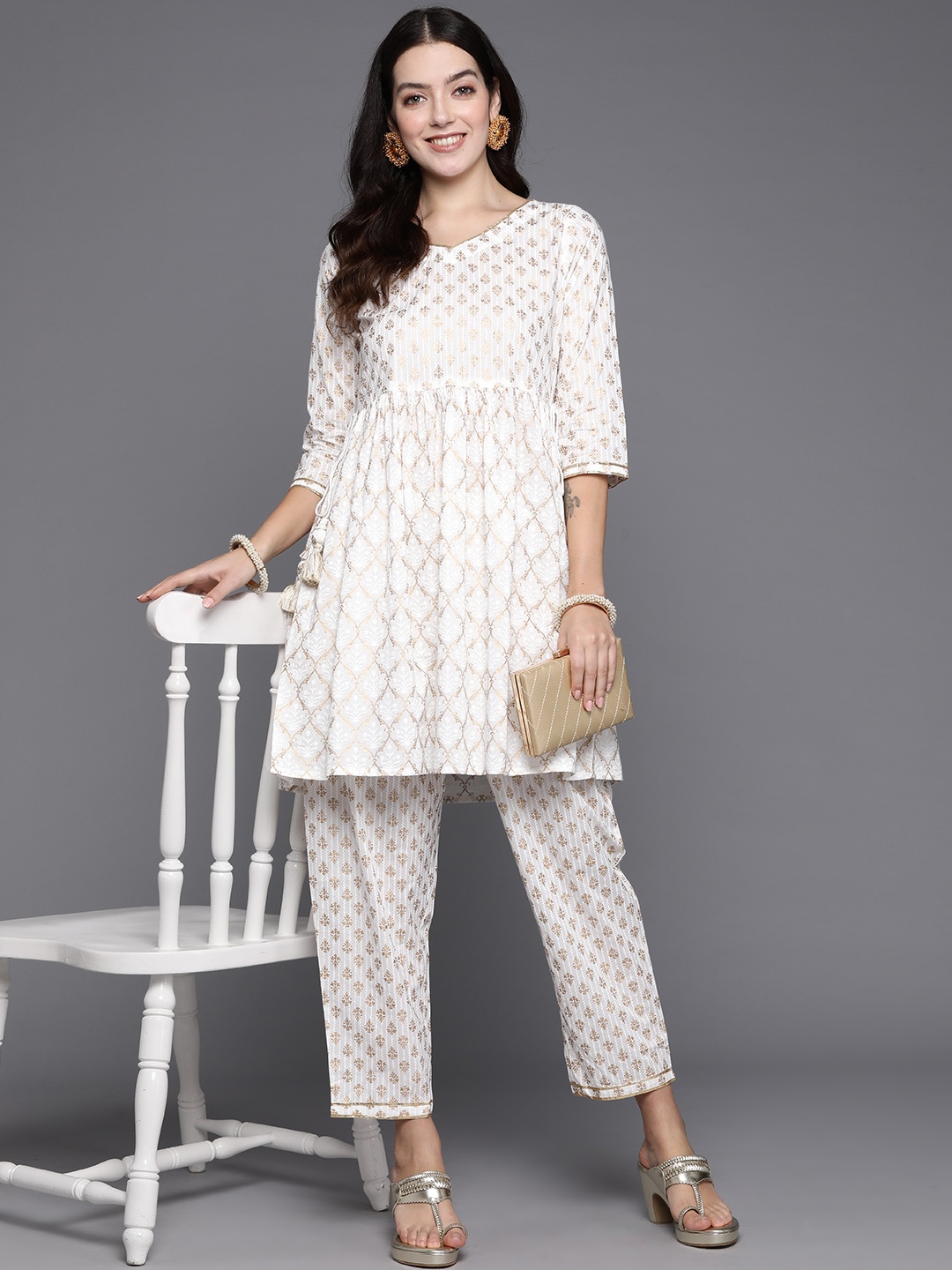 

Indo Era Women Ethnic Motifs A-Line Gotta Patti Kurta with Trousers, Off white