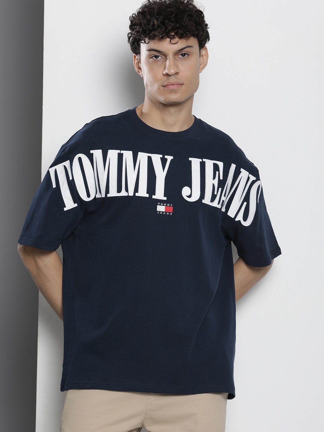 

Tommy Hilfiger Brand Logo Applique Pure Cotton T-shirt, Navy blue