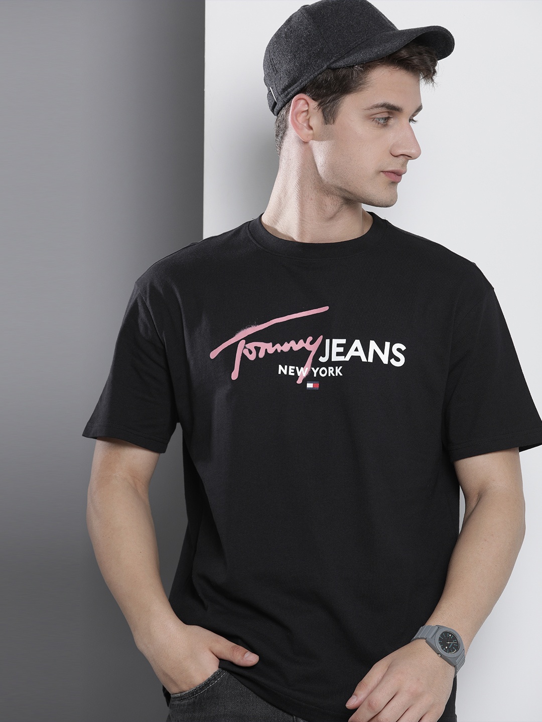 

Tommy Hilfiger Pure Cotton Brand Logo Printed T-shirt, Black