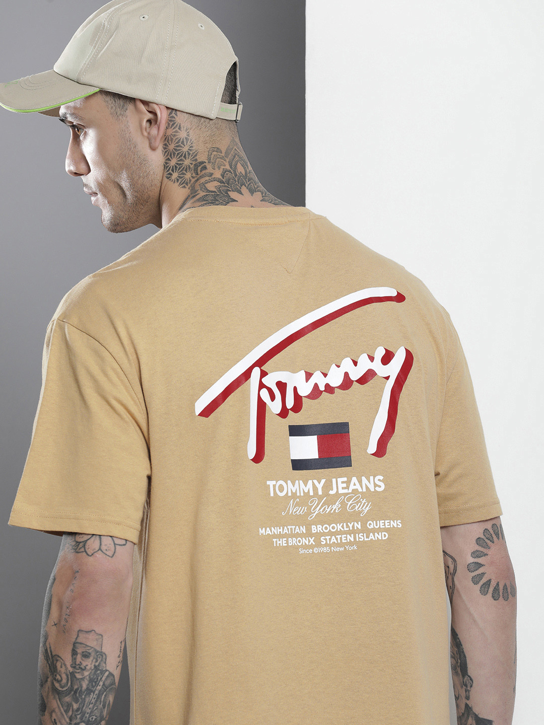 

Tommy Hilfiger Brand Logo Printed Pure Cotton T-shirt, Beige
