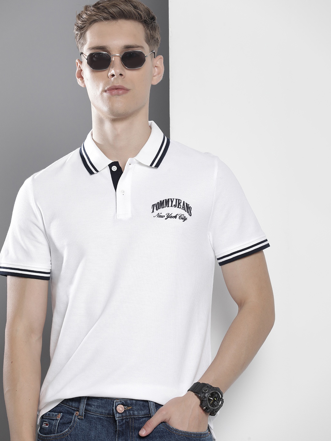 

Tommy Hilfiger Brand Logo Embroidered Pure Cotton T-shirt, White