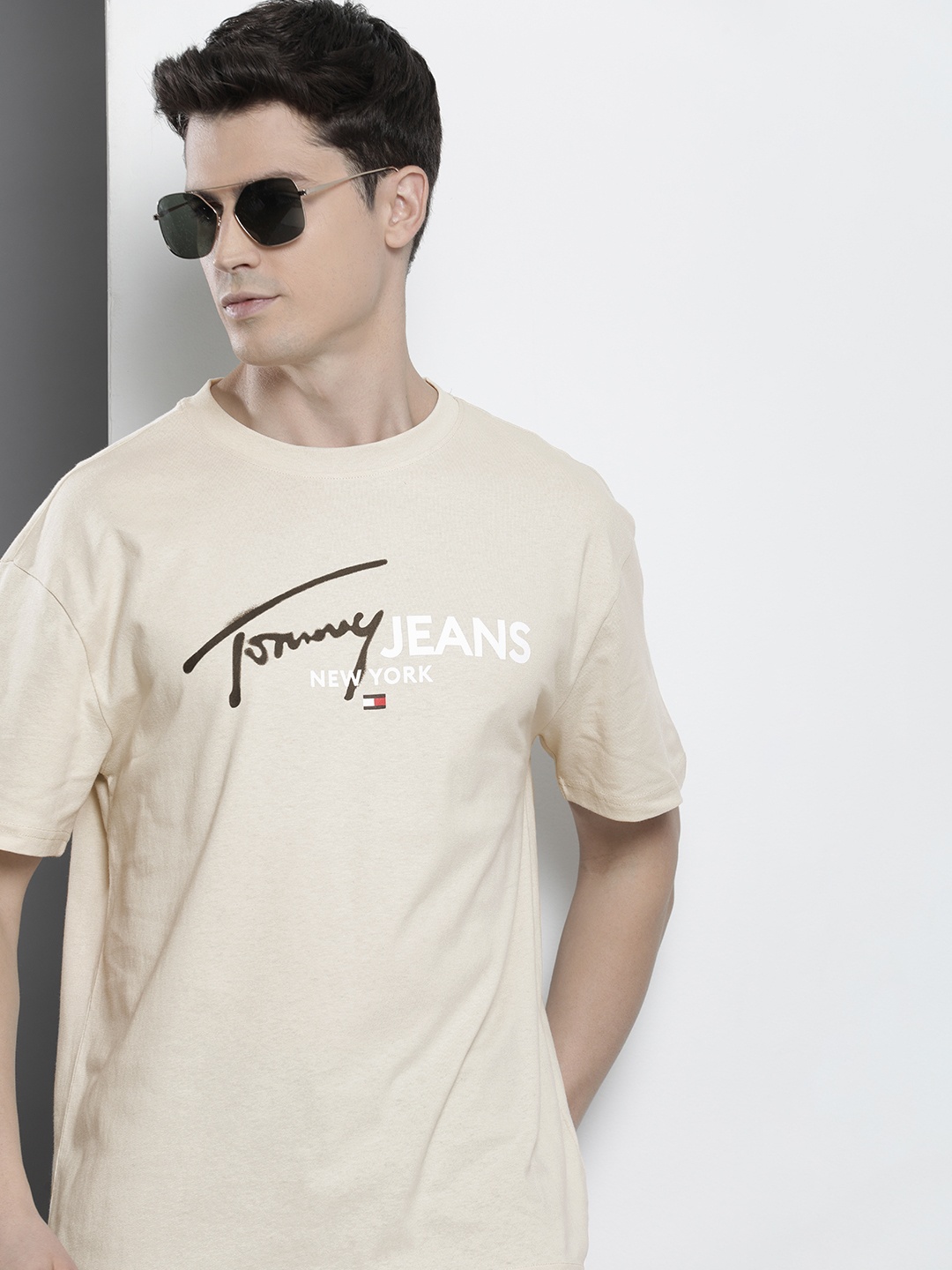 

Tommy Hilfiger Brand Logo Printed Pure Cotton T-shirt, Beige
