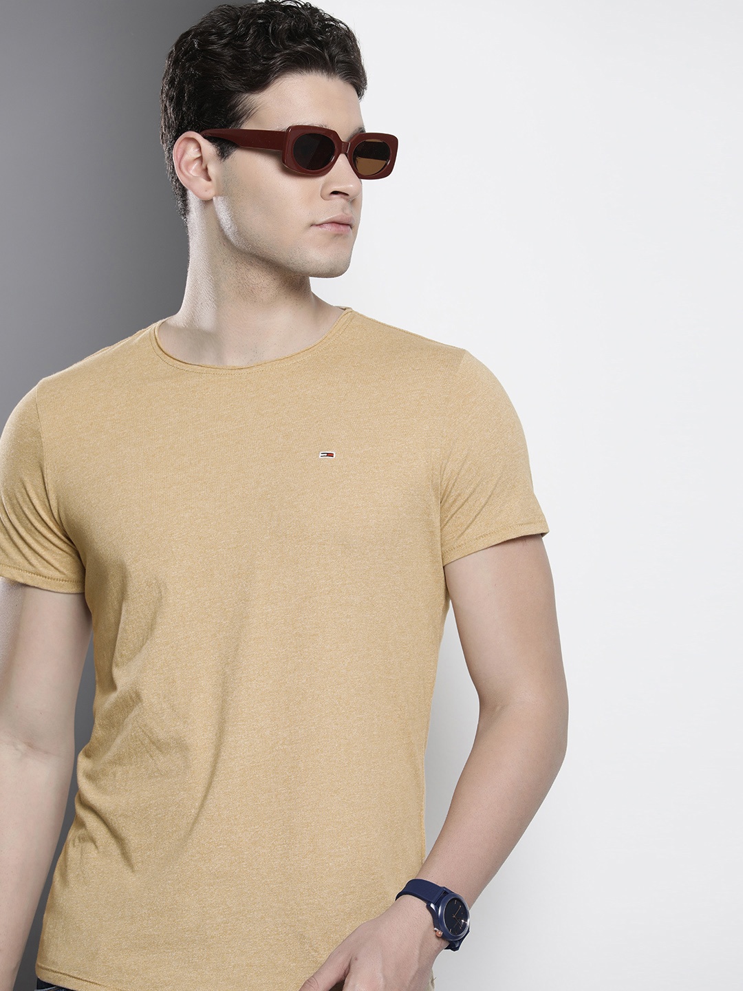 

Tommy Hilfiger Solid Round Neck Slim Fit T-shirt, Beige