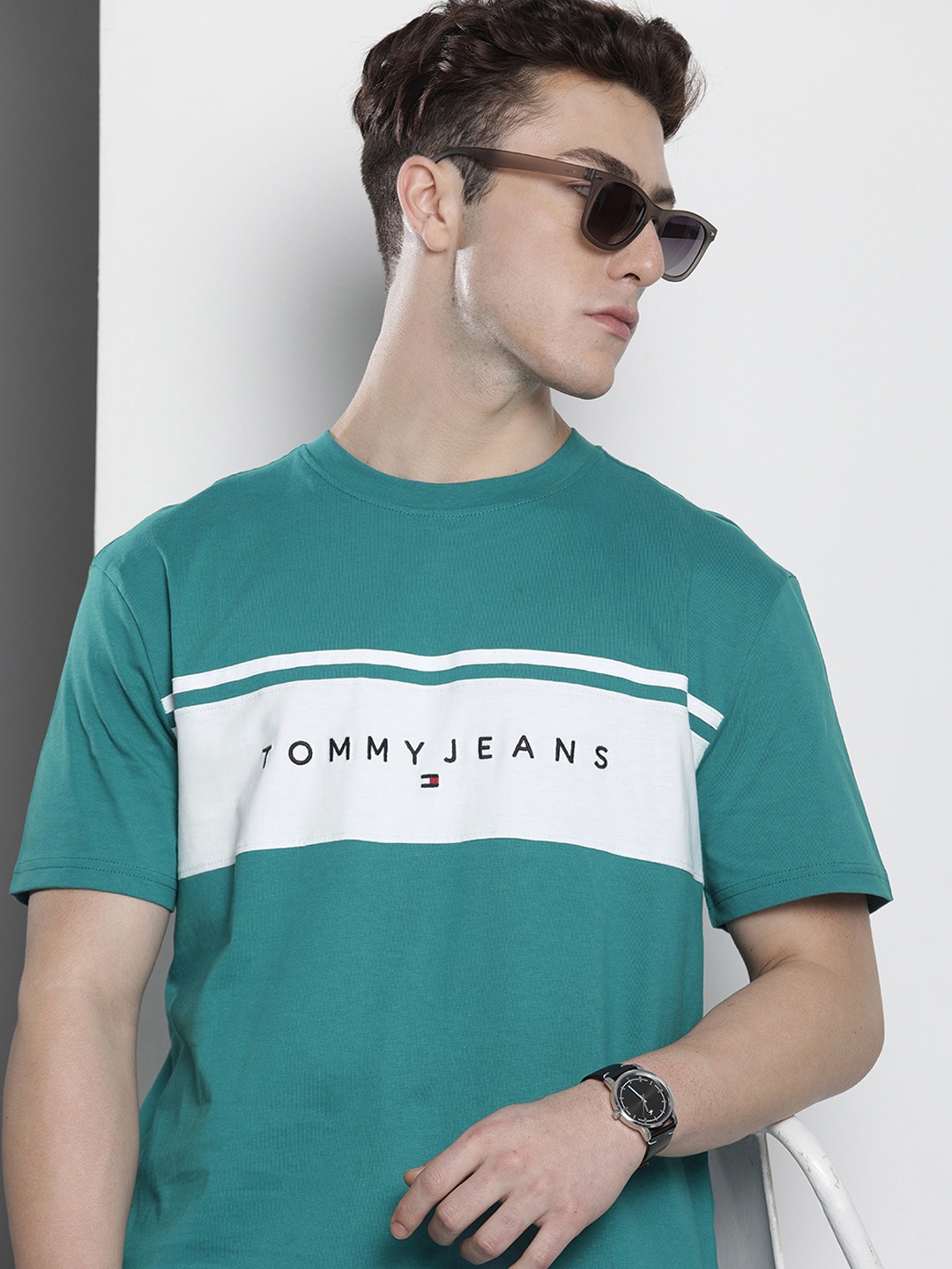 

Tommy Hilfiger Men Brand Logo Printed Pure Cotton T-shirt, Teal