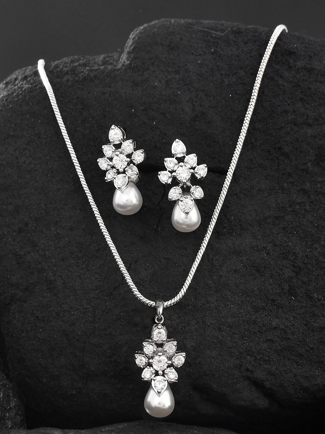 

Voylla Rhodium-Plated CZ-Studded Jewellery Set, Silver