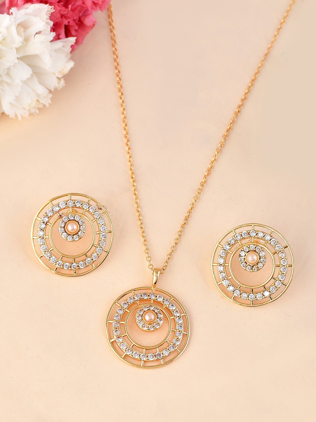 

Voylla Gold-Plated Jewellery Set