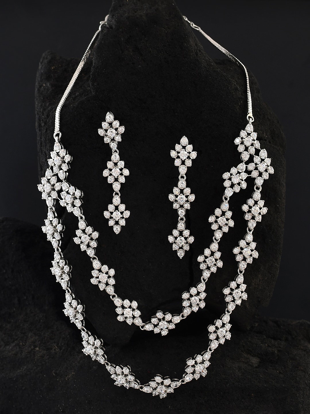 

Voylla Silver Plated Cubic Zirconia Stone-Studded Jewellery Set