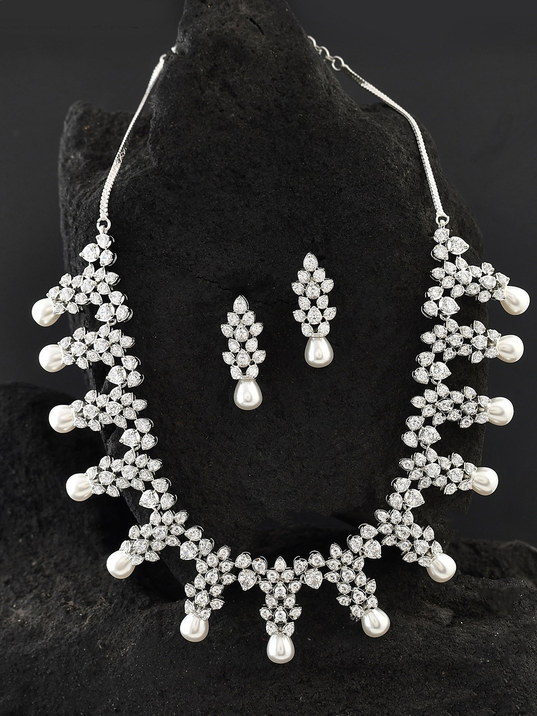 

Voylla Silver Plated Cubic Zirconia Stone-Studded Jewellery Set