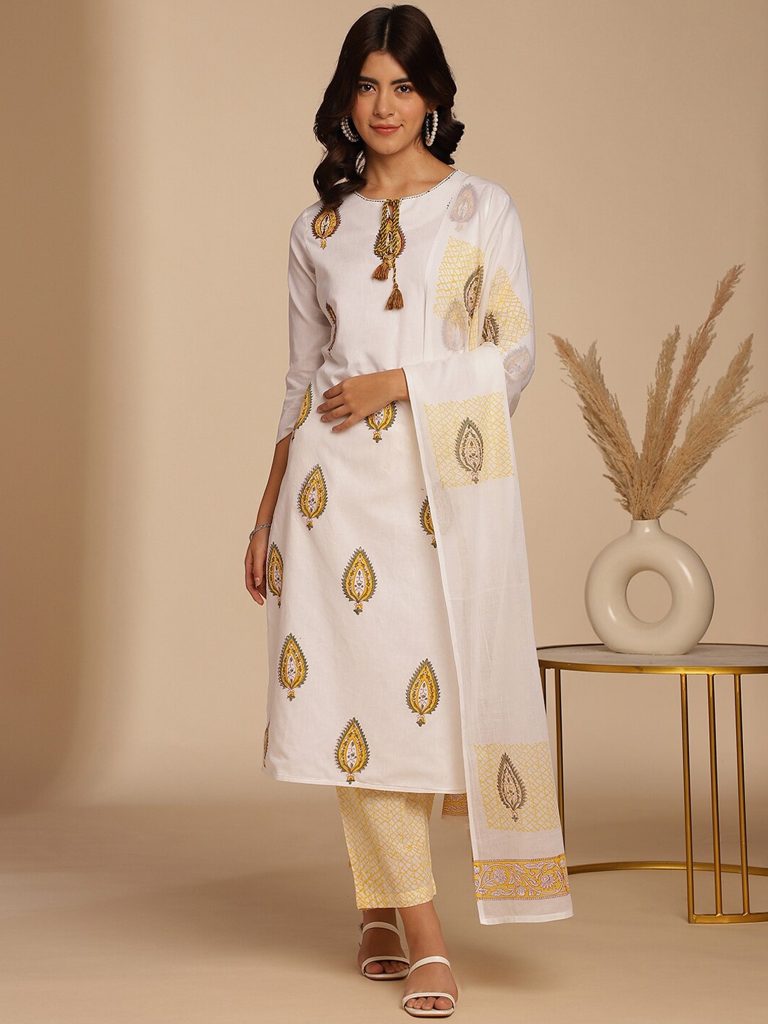 

Anouk Ethnic Motifs Printed Pure Cotton Kurta & Trousers With Dupatta, White