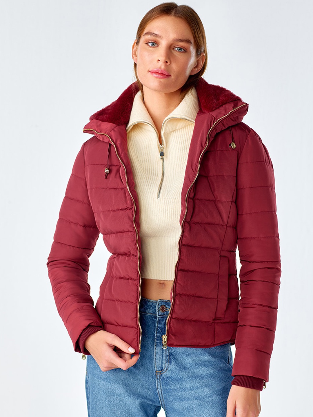 

COVER STORY Lightweight Hooded Puffer Jacket, Maroon