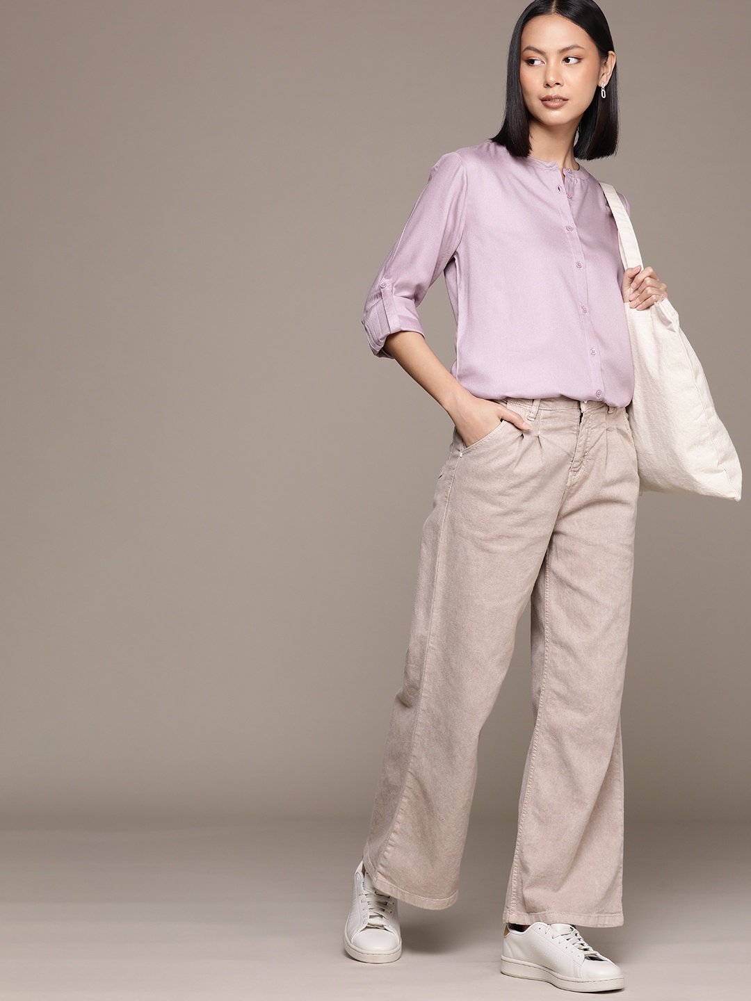 

Roadster Mandarin Collar Roll-Up Sleeves Casual Shirt, Mauve