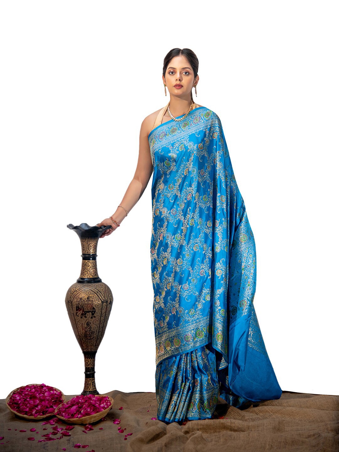 

Rasm by Muskaan Floral Woven Design Zari Banarasi Saree, Blue