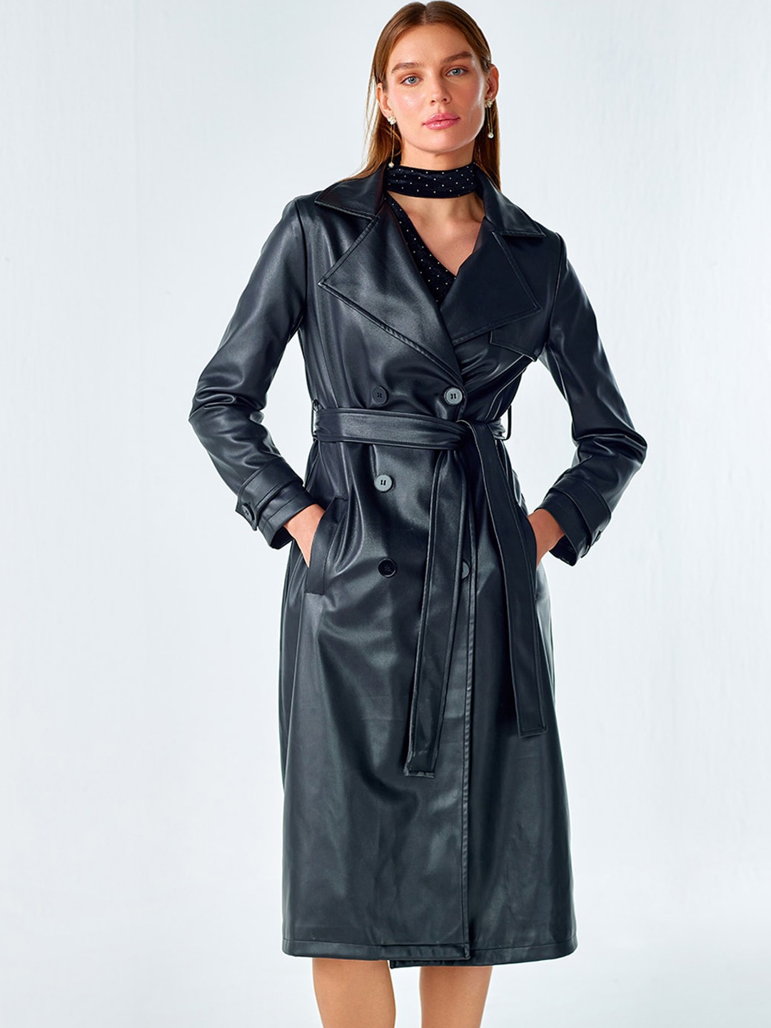 

COVER STORY Single-Breasted Longline Trench Coat, Black
