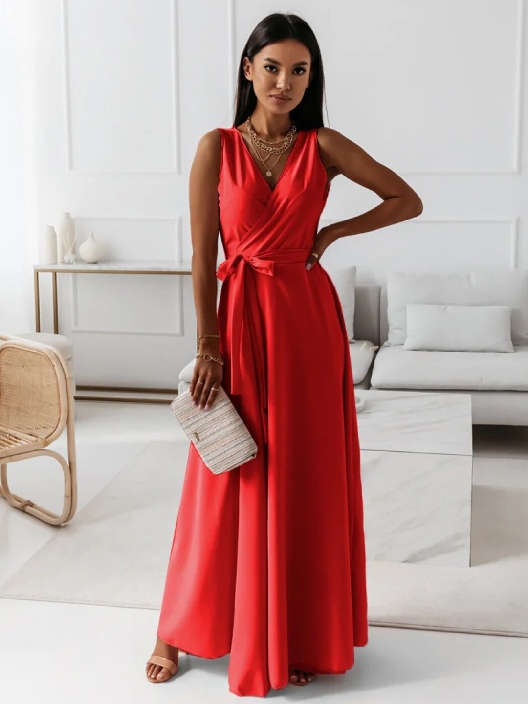 

Stylecast X KPOP Red V-Neck Maxi Dress